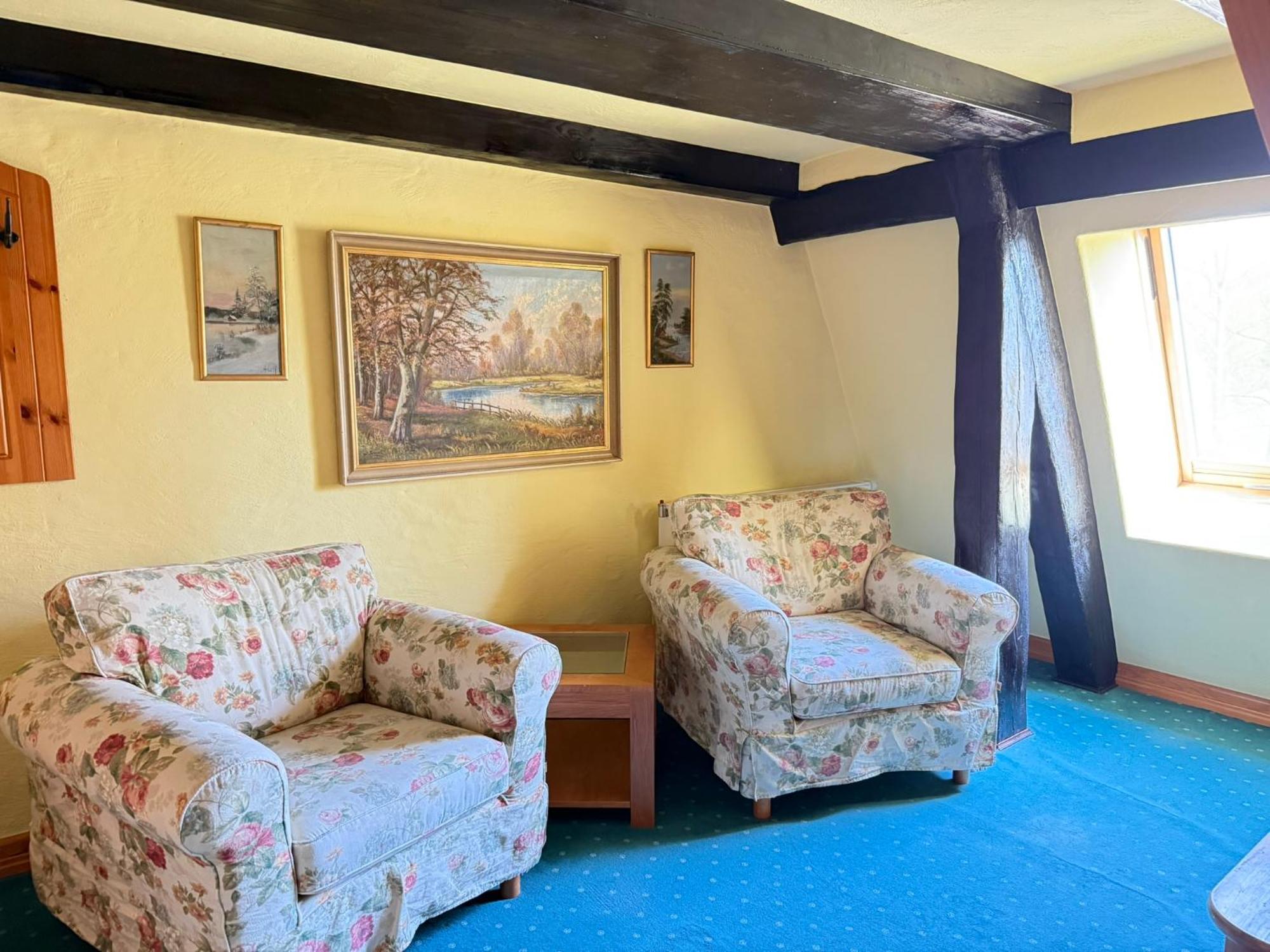 Gosciniec Zamkowy 3* Ujście-Darłowskie